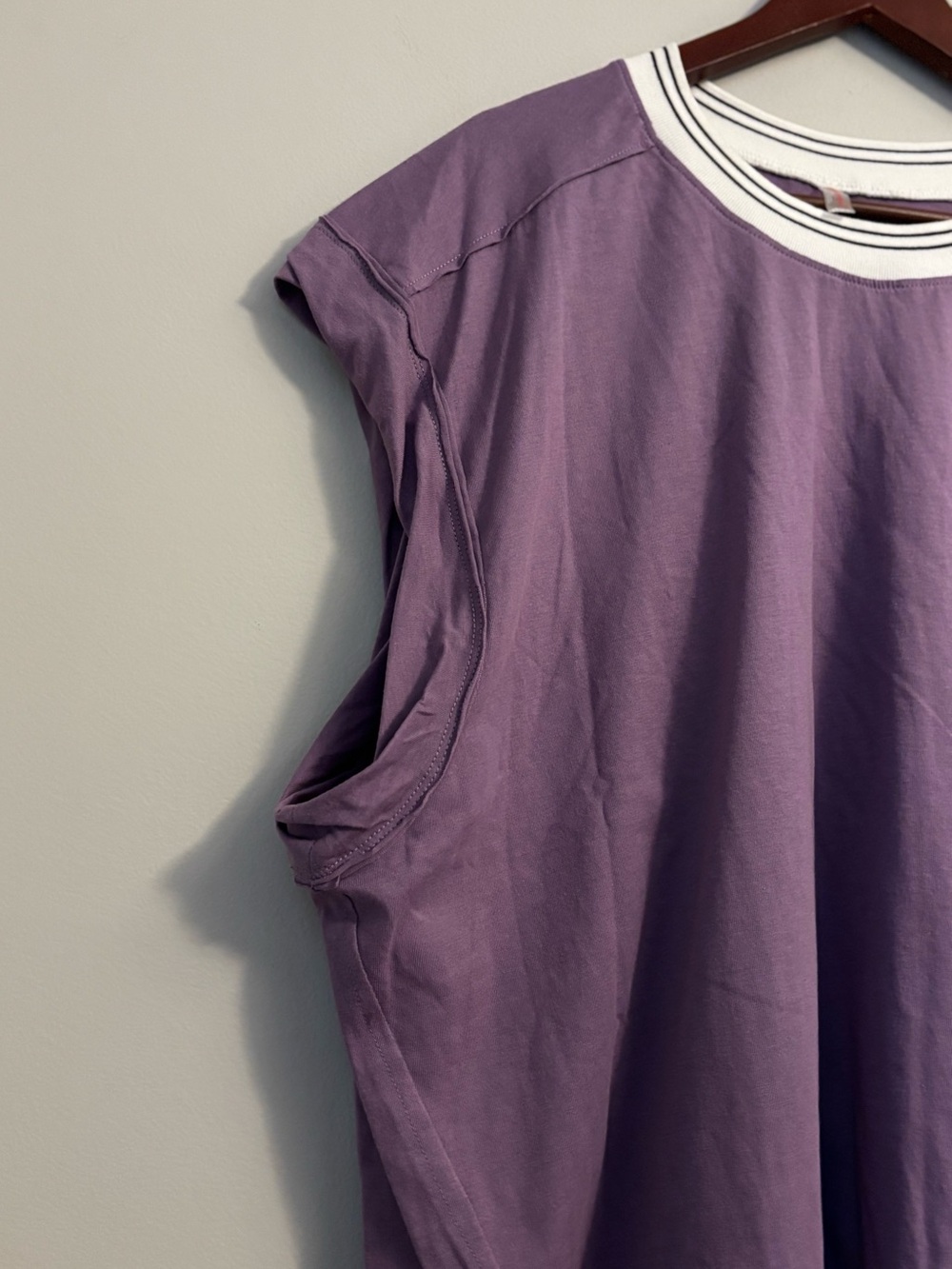 FP Movement, XL Don't Sweat It Top/Tee, Curved Arm Sleeve Violet Purple Oversize - Picture 4 of 10